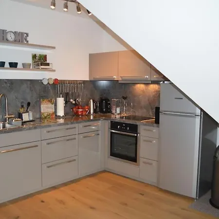 Διαμέρισμα Modernes Mit Meerblick